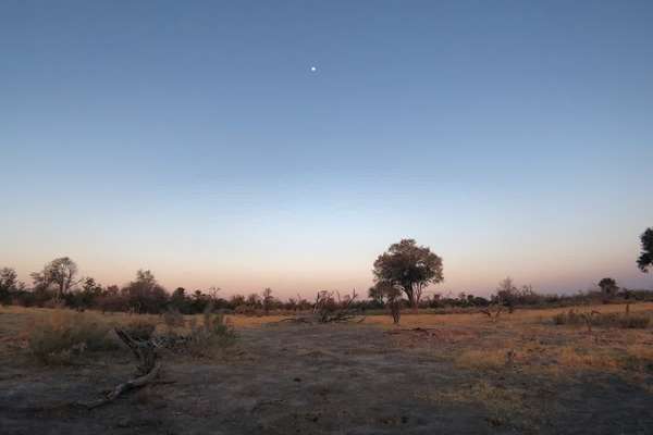 Sonnenuntergang über den Makgadikgadi Pans