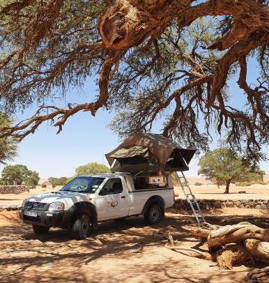 Selbstfahrer auf dem Camping in der Namib